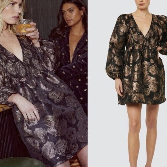 Super festive MISA mini dress with long sleeves and pockets - Picture 1 of 11